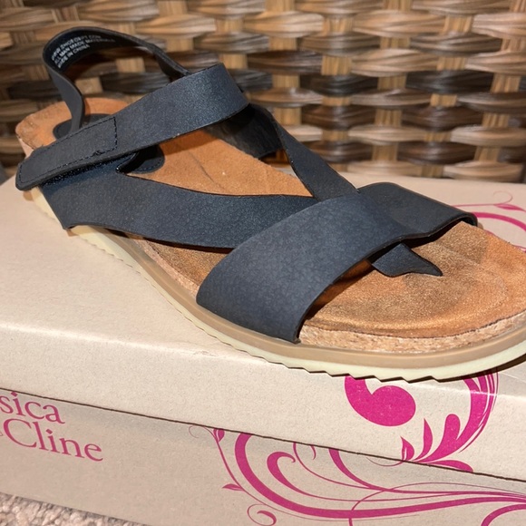 Shoes Nwt Shoe Depot Jessica Cline Black Amari Velcro Sandals For